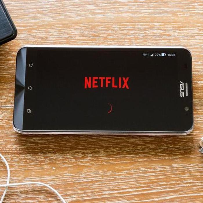 Video: Netflix Is Bigger Than Everyone but Disney, Jim Cramer Says