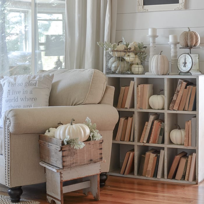 Vintage Cubby, Old Books and Fall Decor