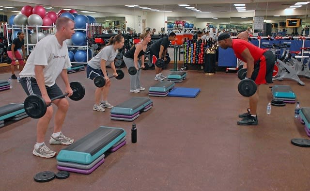 Group Fitness Training: The Good and Bad of Group Classes