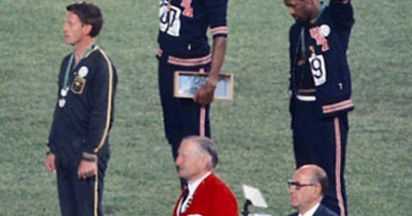 The little-known story of Peter Norman (the white guy)
