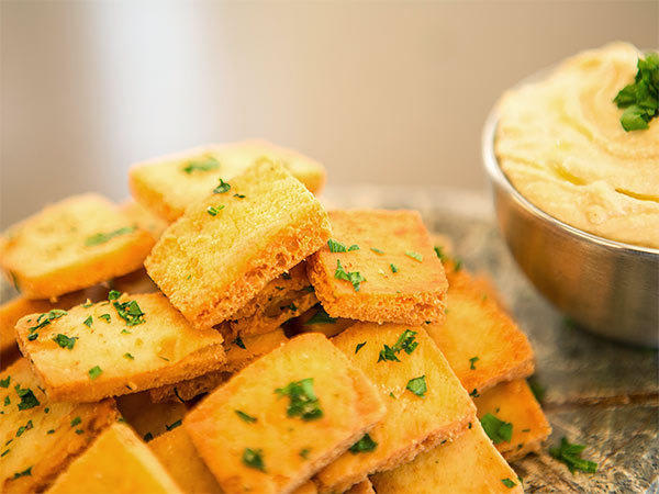 6 Fun, Healthy Snack Ideas for Your Next Tailgate