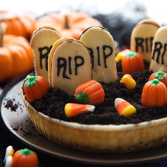 65 Scarily Simple No-Bake Halloween Treats