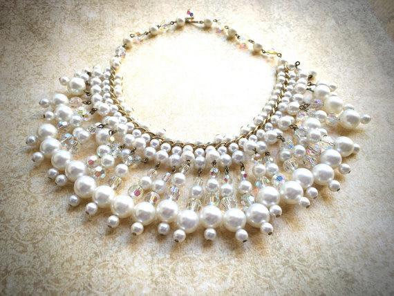Dangle Pearl Necklace, Vintage Bridal Necklace offered by https://www.etsy.com/shop/JNPVintageJewelry