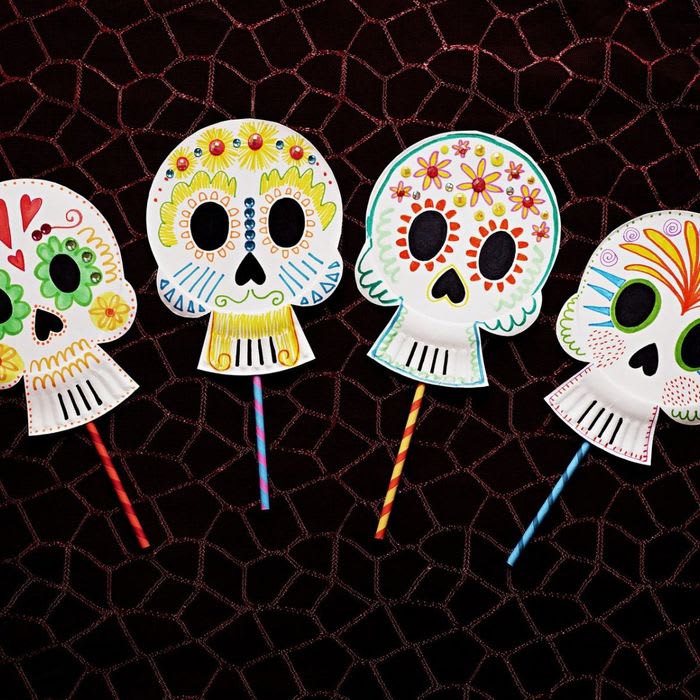 Deck the Howls: 6 Easy Halloween Crafts