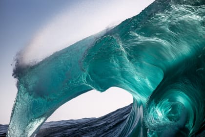 13 Wondrous Photos of Waves