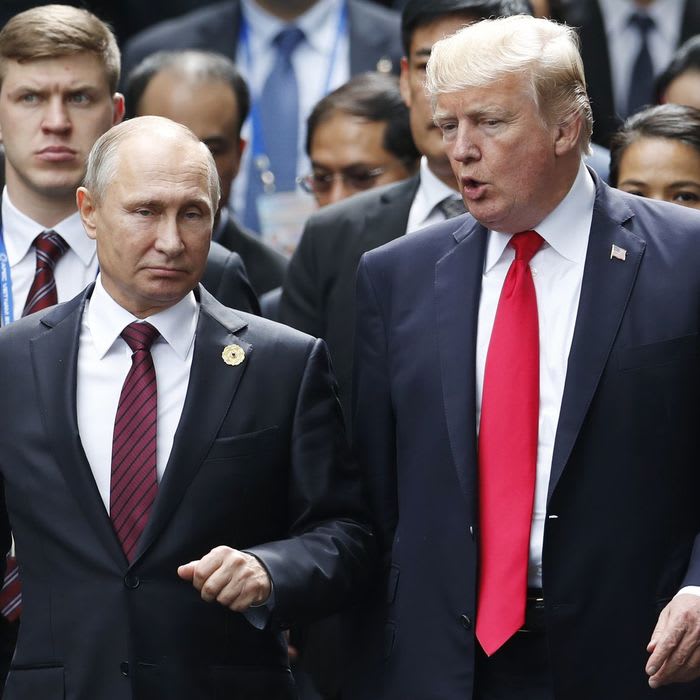 After being told of Russia indictments, Trump still aspired to be friends with Putin