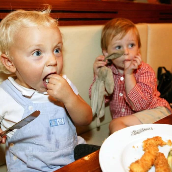 Fussy toddlers should be allowed to play with their food if it is the only way they will eat, Nice says
