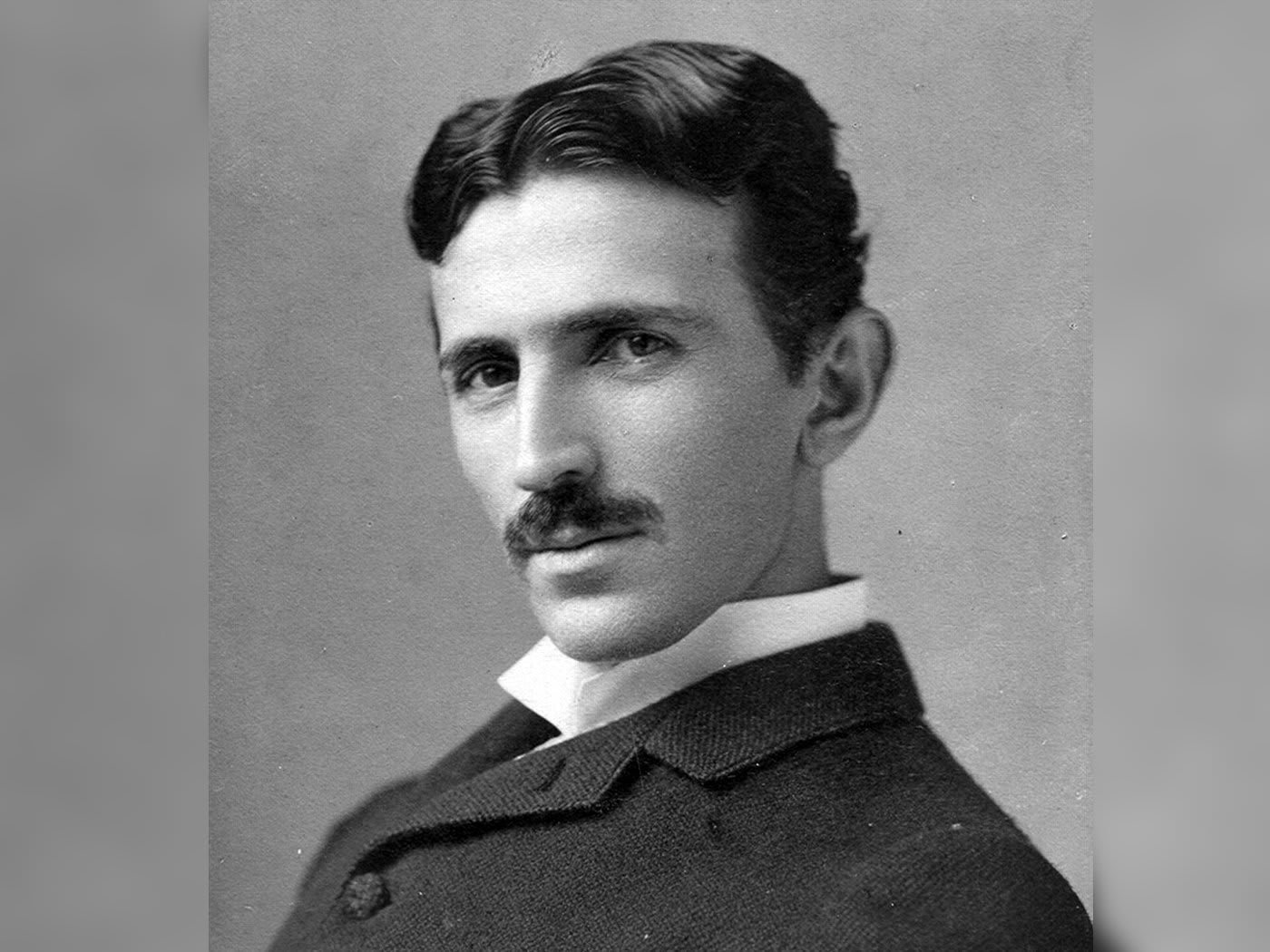 The Rise and Fall of Nikola Tesla and His Tower