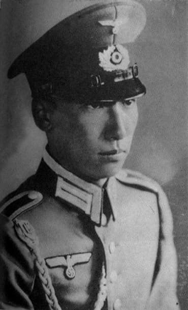 Chiang Wei-Kuo, the son of Chiang Kai-Shek, as an Unteroffizier in the Wehrmacht, 1938