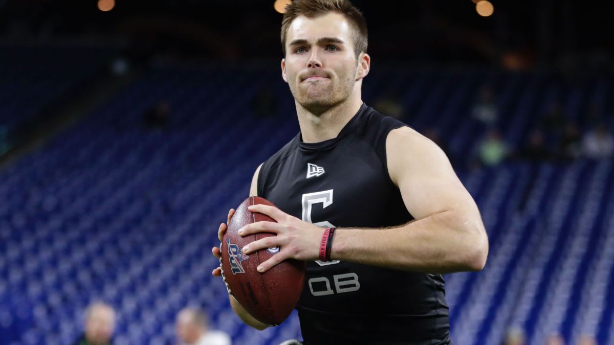 Jake Fromm is Aware of His Privilege and Never Cared Until He Got Caught in Racist Texts
