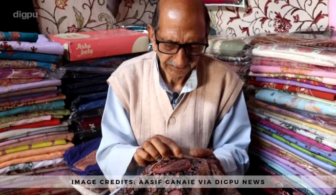 Abdul Majeed Shah - Making shawls for 40 years in Kashmir