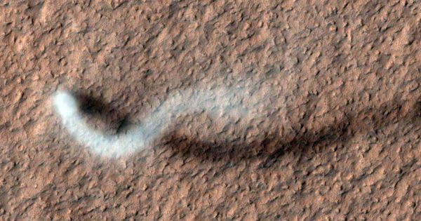 NASA Can Hear Mars Making Its Own Mysterious Music. Listen Here.
