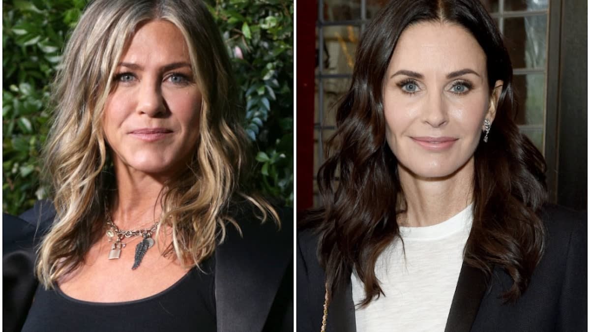 Jennifer Aniston and Courteney Cox Look Like Twins in This New Photo