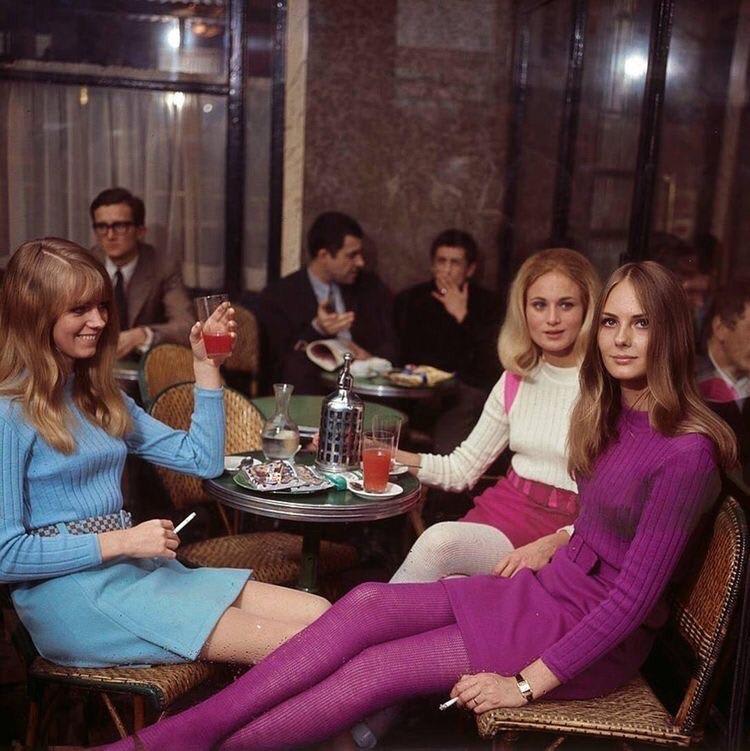 Parisian women, 1966