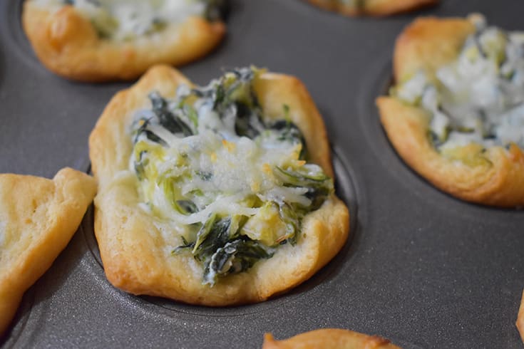 Easy Spinach Dip Puffs - Mom's Blog