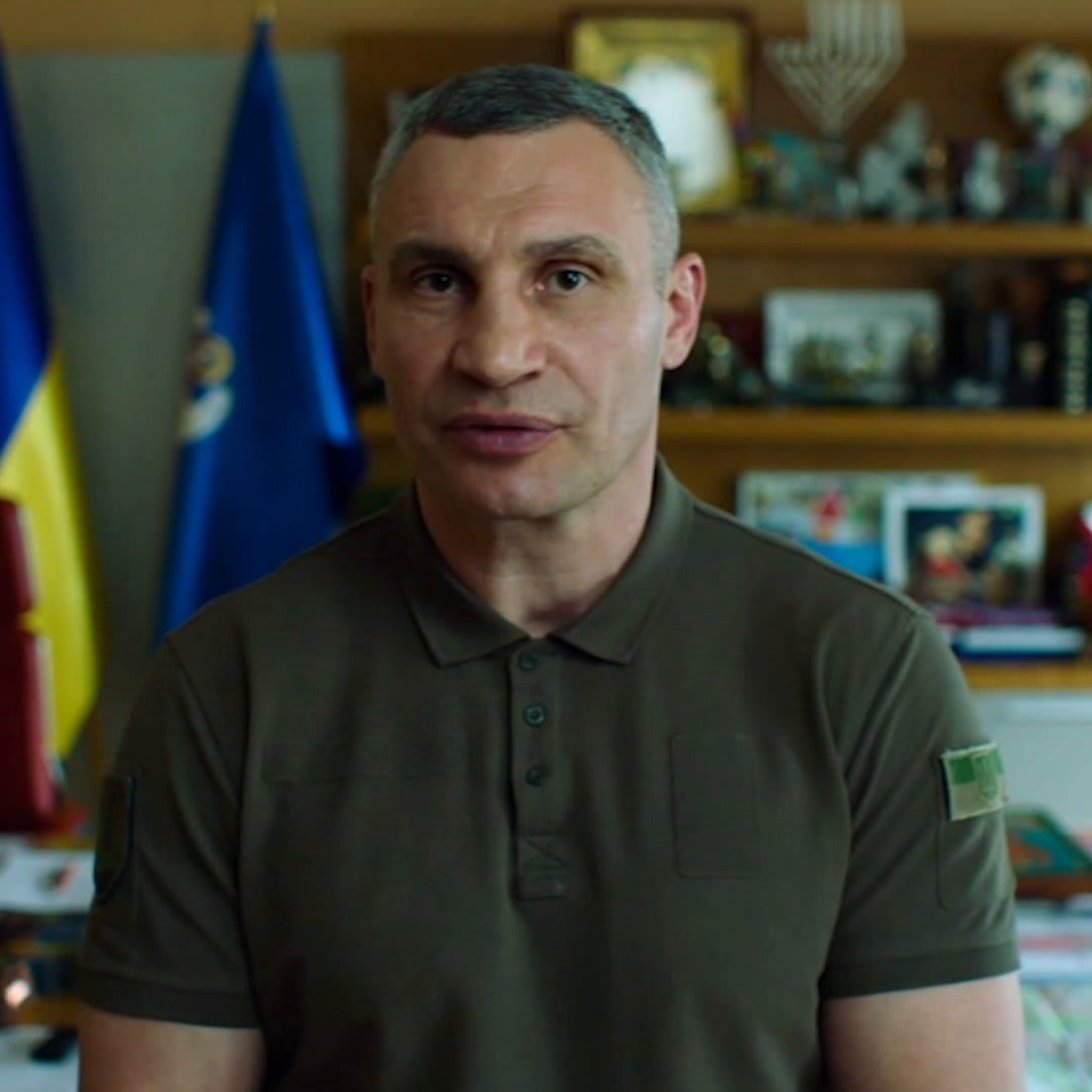 "This award is not for me. This award is for every Ukrainian who is fighting ... for the future of democracy, for the future of our homeland." The Arthur Ashe Award for Courage this year goes to Vitali Klitschko.