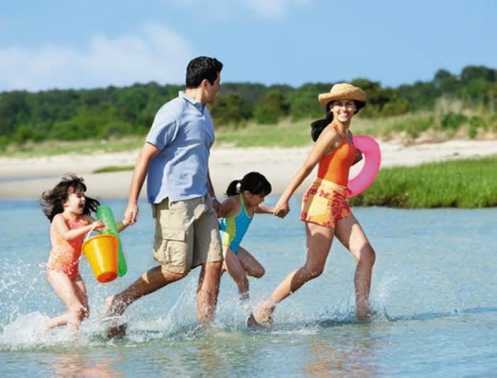 Explore 5 family-friendly resorts with best flight deals to India!