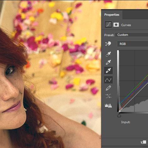 How to make color gradations with only three sampling points in Photoshop