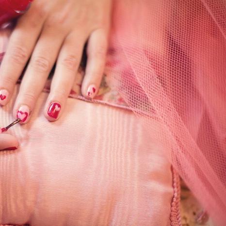How to do 4 Easy Valentine Nail Designs