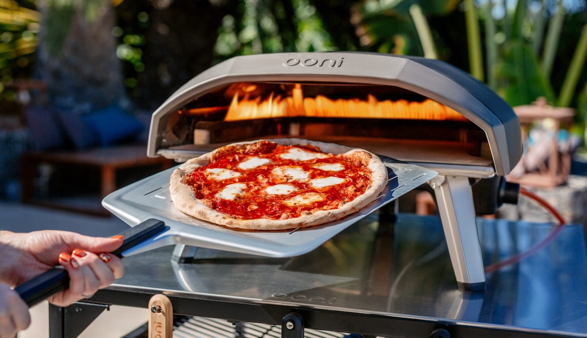 The Ooni Pizza Oven Cooks Pies in Only a Minute| Well+Good