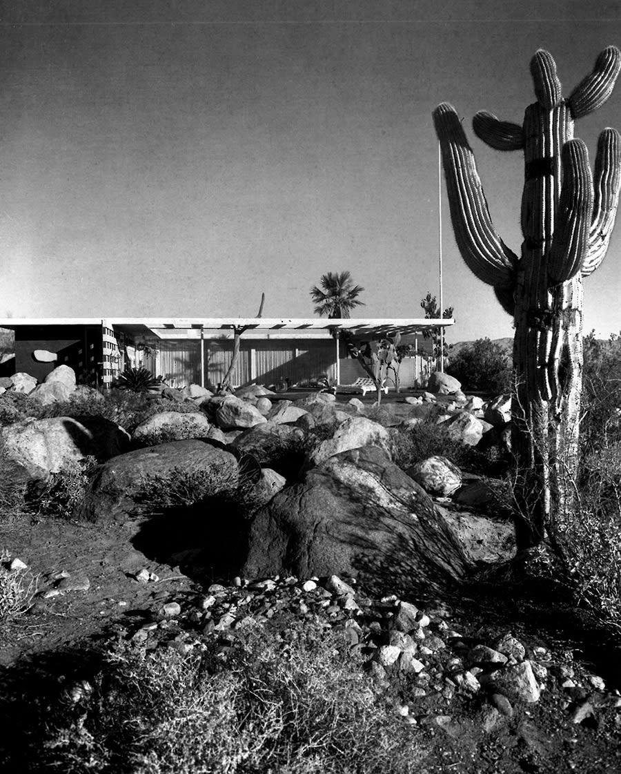Loewy House Palm Springs, California, USA; 194647 Albert Frey see map