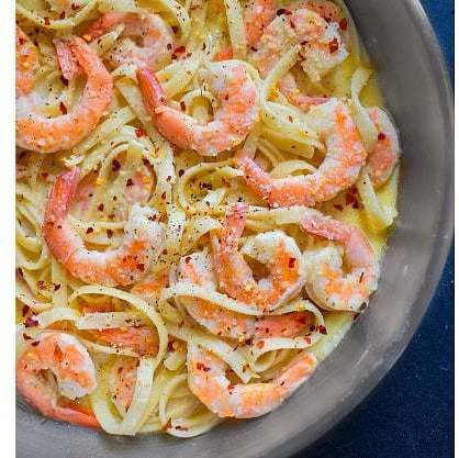 White Wine Shrimp Pasta (20 Minutes Recipe) #shrimppasta