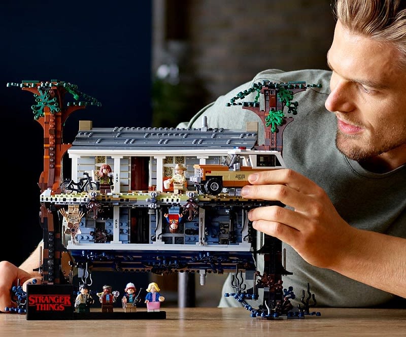 The Coolest Movie Homes You Can Build Yourself with LEGOs