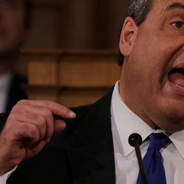 'Grifters, weaklings, felons': Christie on the Trump White House