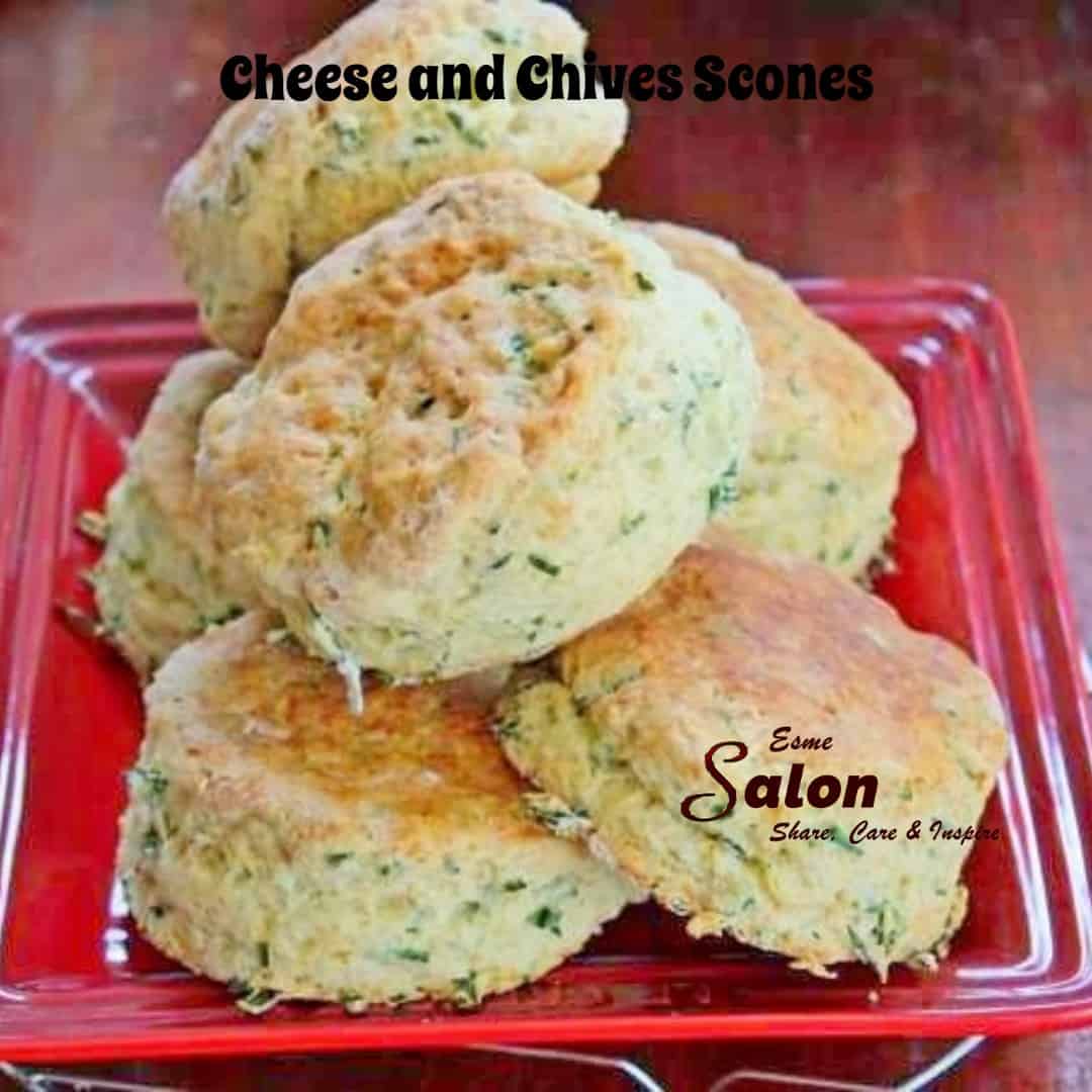 Cheese and Chives Scones #scones #chivesscones