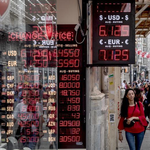 In Turkey, Even the Volatile Bitcoin Looks Pretty Good Compared to the Lira