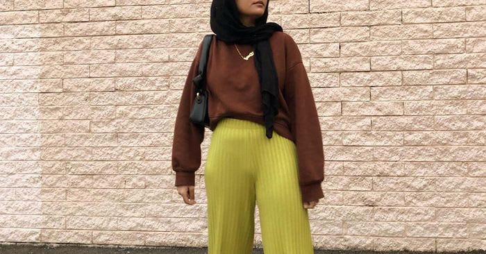 Sorry to All My Jeans—I'm Preferring These High-Waisted Wide-Leg Pants Instead