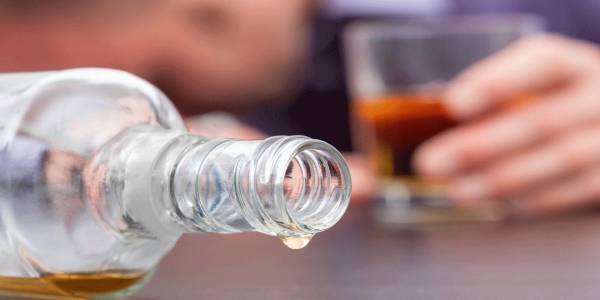 Risks & Side Effects of Drinking Alcohol