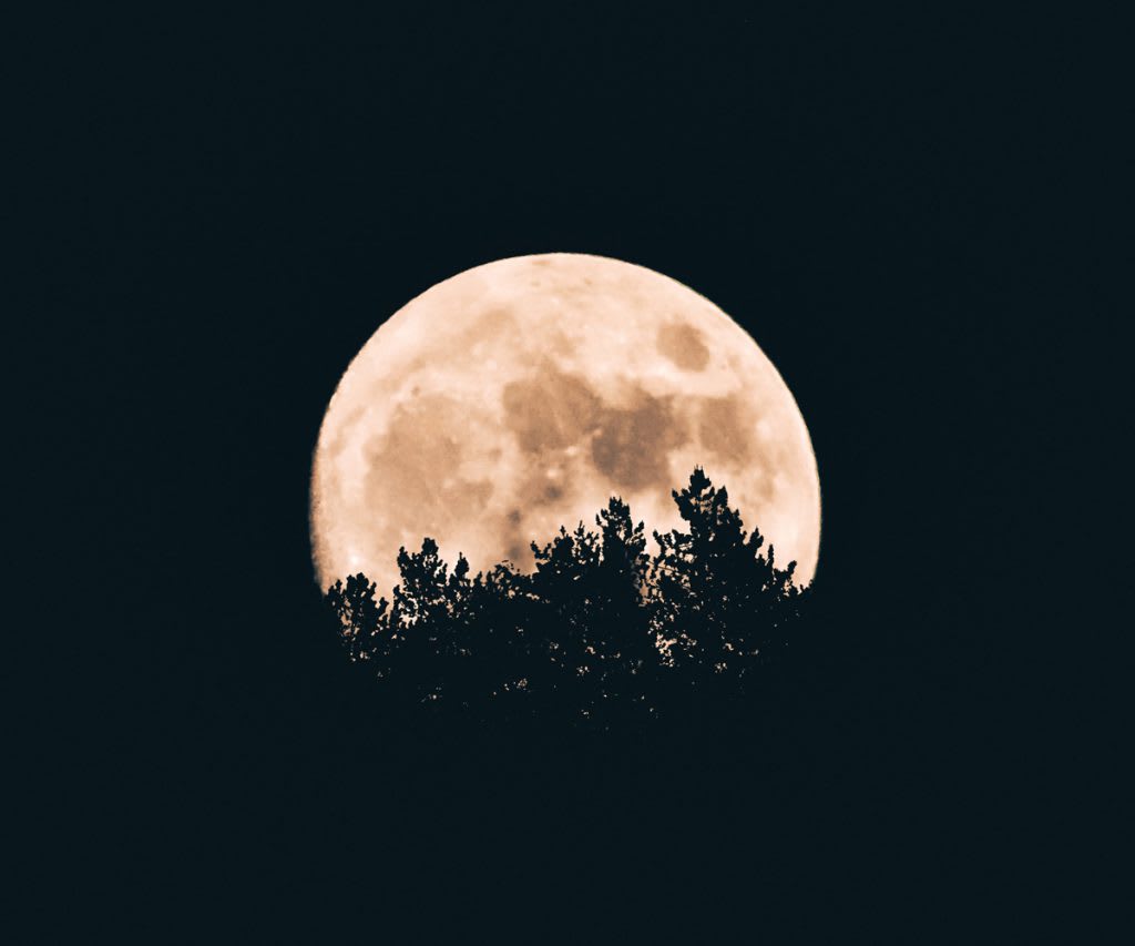 Why do we still believe in 'lunacy' during a Full Moon?