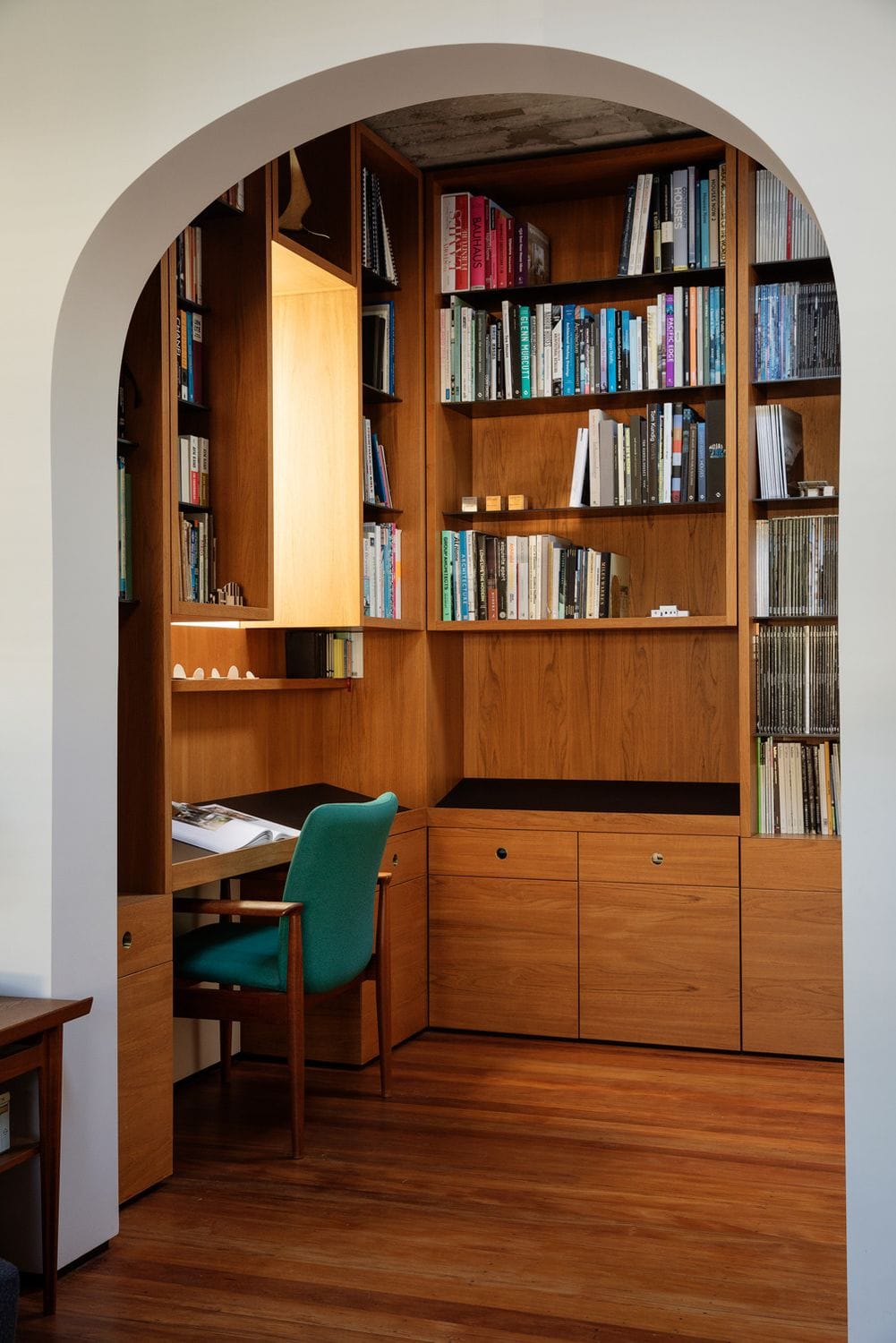 Reading Books Setup Reading room setup in home - having slanted desk to easily view book ...
