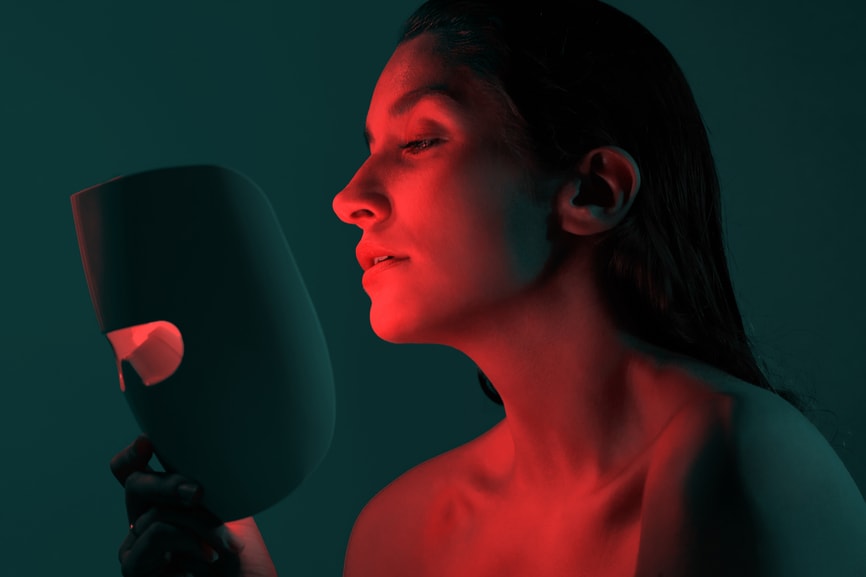 Derms explain the red light therapy benefits for skin | Well+Good