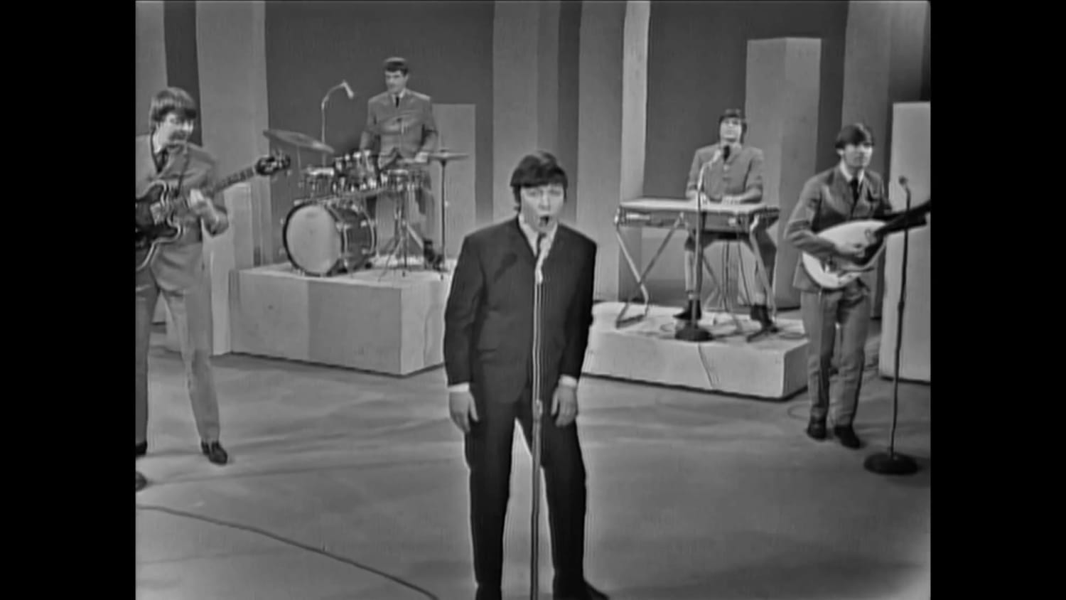 The Animals performing "Don't Let Me Be Misunderstood" on the Ed Sullivan Show on January 24, 1965
