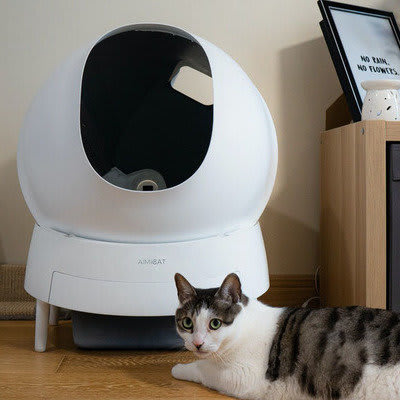 This Self-Cleaning Cat Litter Box Rotates Like a Cement Mixer to Filter Out the Poop While Retaining the Litter