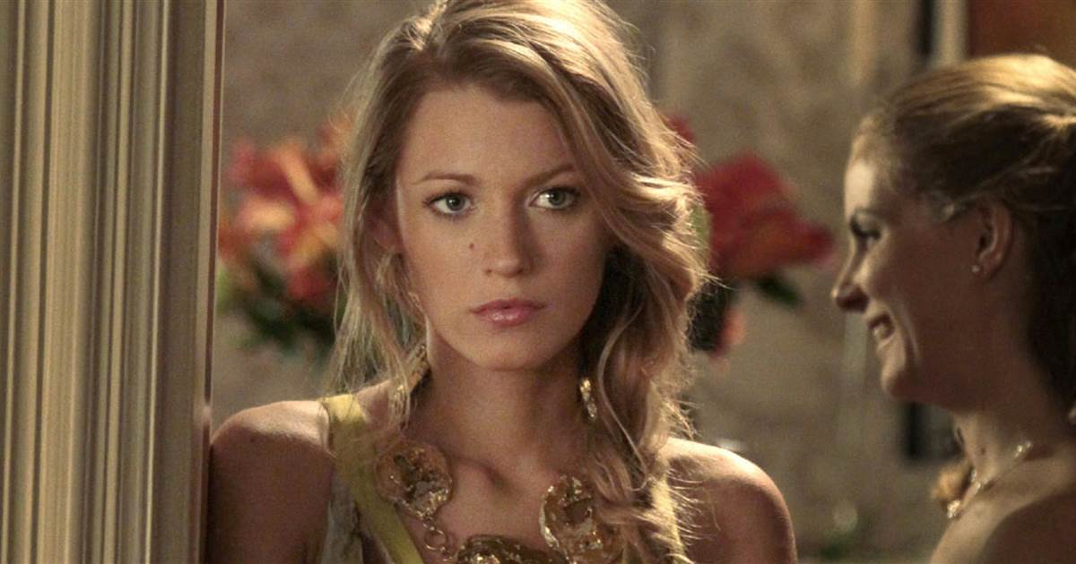 We never noticed Blake Lively's wardrobe fail in 'Gossip Girl' until now