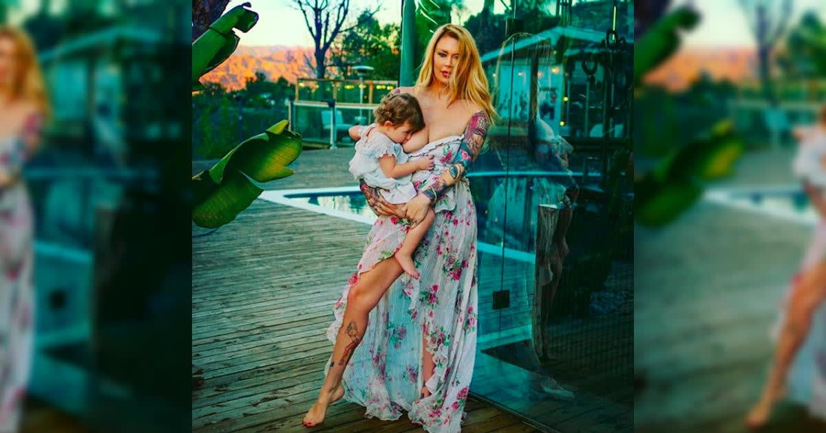 This Porn Star Shut Down Parent Shamers After Posting Breastfeeding Photo