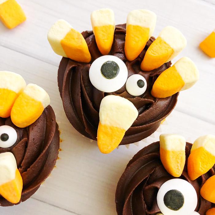 Turkey Cupcakes Perfect for Thanksgiving - The Country Chic Cottage