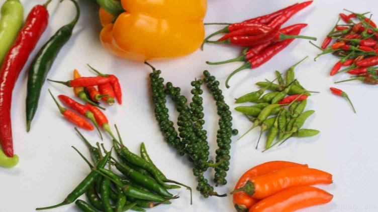 Types of Thai Chili & Thai Chili Pepper Substitutes