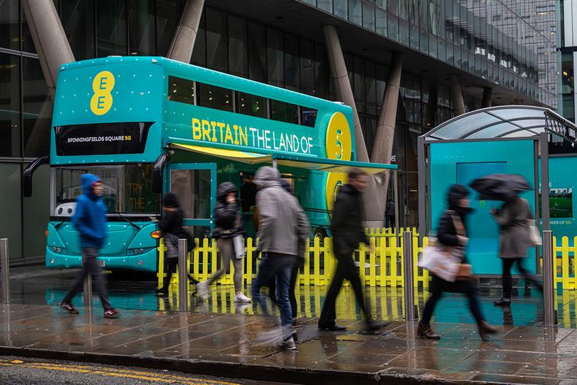 EE bus tour will showcase how to use 5G