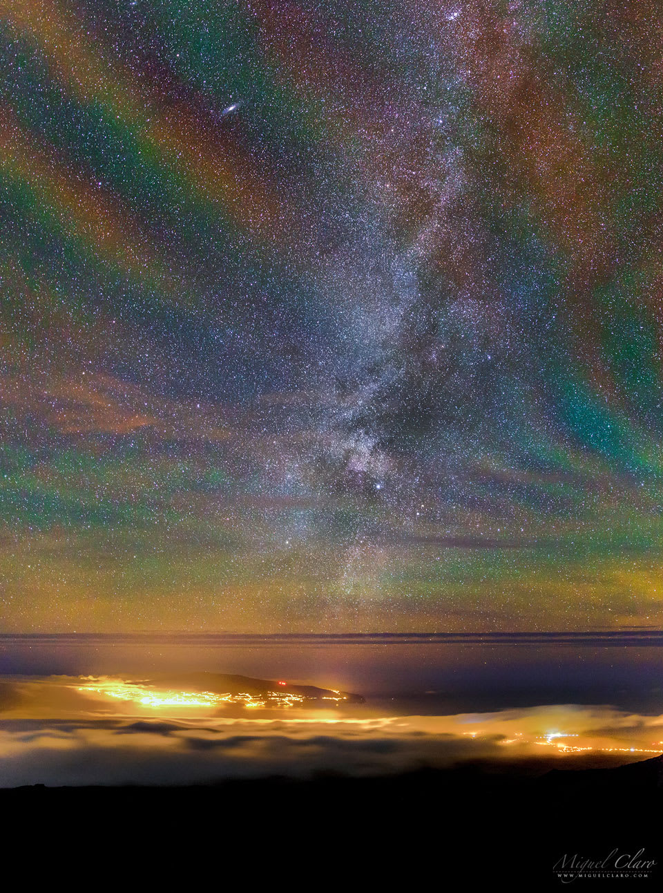 APOD: 2021 April 18 - Rainbow Airglow over the Azores