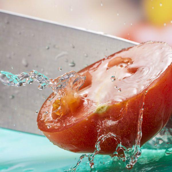 Do You Know the Right Way to Use a Chef's Knife?