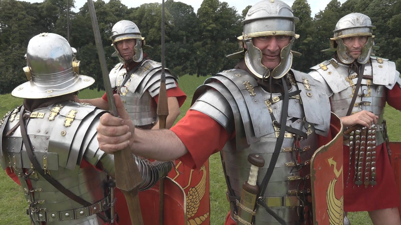Roman kit: featuring armour, swords, spears, artillery, rations, deckchairs, and of course shoes. [40:24]