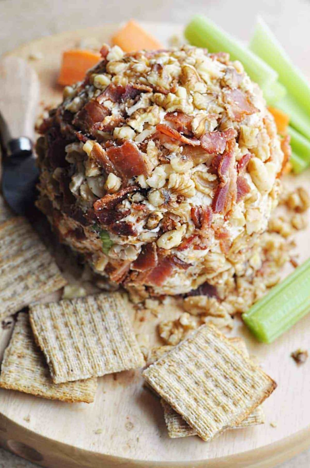 Cheese Ball Recipe with Bacon & Walnuts