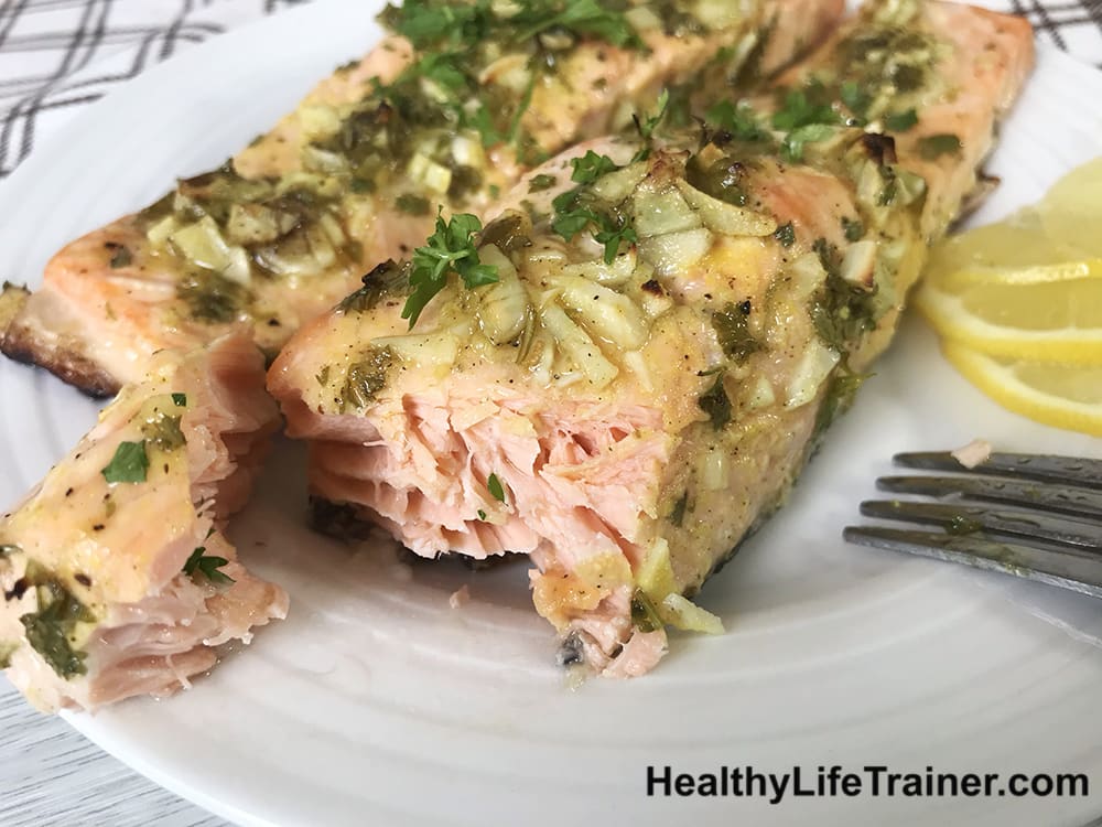 Baked Salmon With Garlic And Parsley