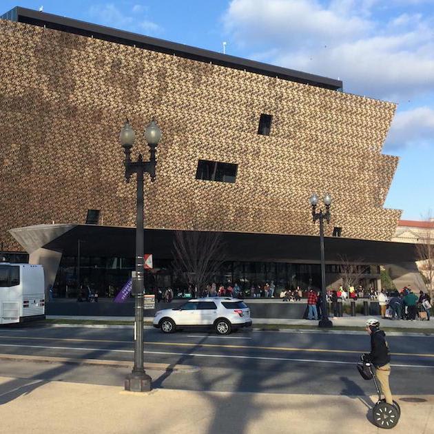 Smithsonian Museums Forced to Close Due to Government Shutdown