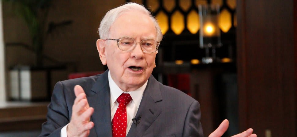 Warren Buffett Says He Became a Self-Made Billionaire Because He Played by 1 Simple Rule of Life (Which Most People Don't)