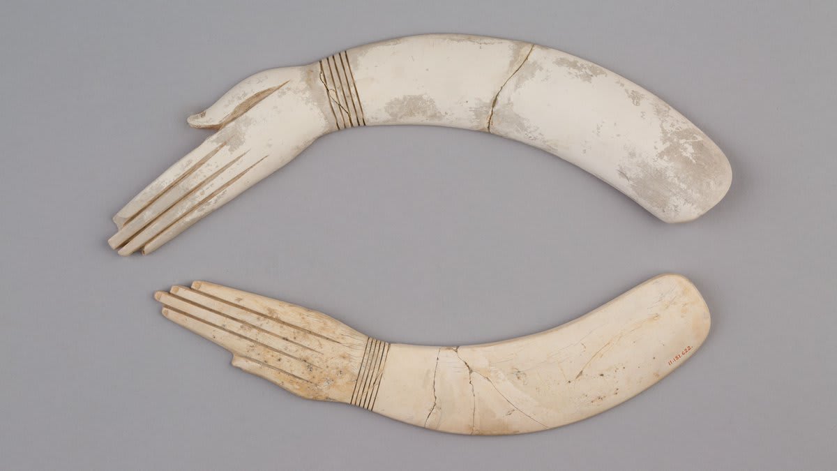 A round of applause for this week's #MusicMonday! 👏 Clappers were among the earliest percussion instruments in ancient Egypt. They were used in activities featuring music or singing, such as banquets, funerary processions, and rituals. Learn more: